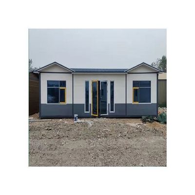 Des petites maisons préfabriquées sur roues directement fournies avec des options blanches/grises/noires