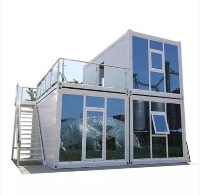 Maison de conteneurs avec porte en acier La meilleure option de logement portable