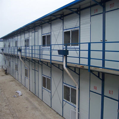 Maison préfabriquée avec fenêtre coulissante en PVC