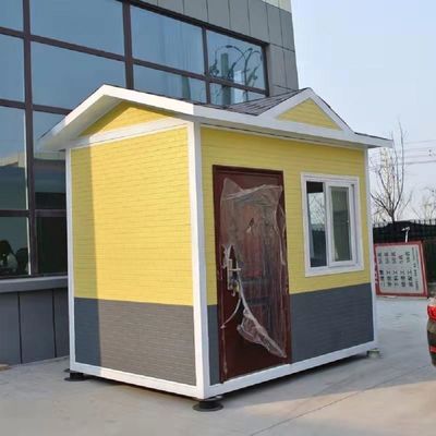 Une petite maison sur roues préfabriquée en acier galvanisé pour économiser de l' espace
