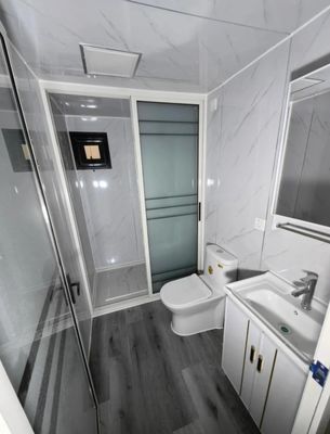 Maison de conteneurs élargie pour une famille d'accueil moderne simple Hôtel chambre de jardin