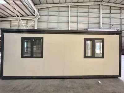 Maison de conteneurs modernes pour bureaux personnalisée de 20 ou 40 pieds