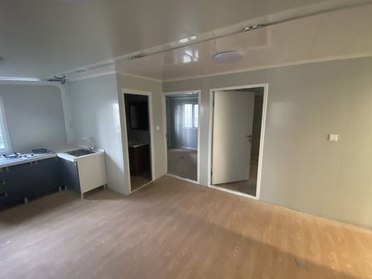 20 pieds préfabriqué portable petite maison pliable avec 3 chambres PVC fenêtre coulissante