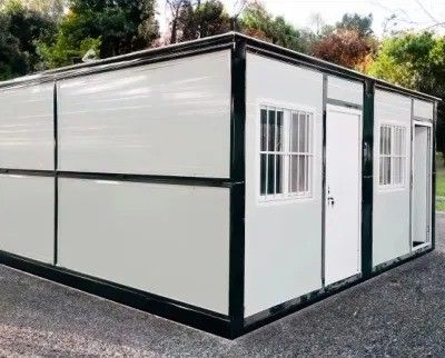 Container mobile pliable avec porte en acier